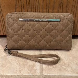 Steve Madden wallet
